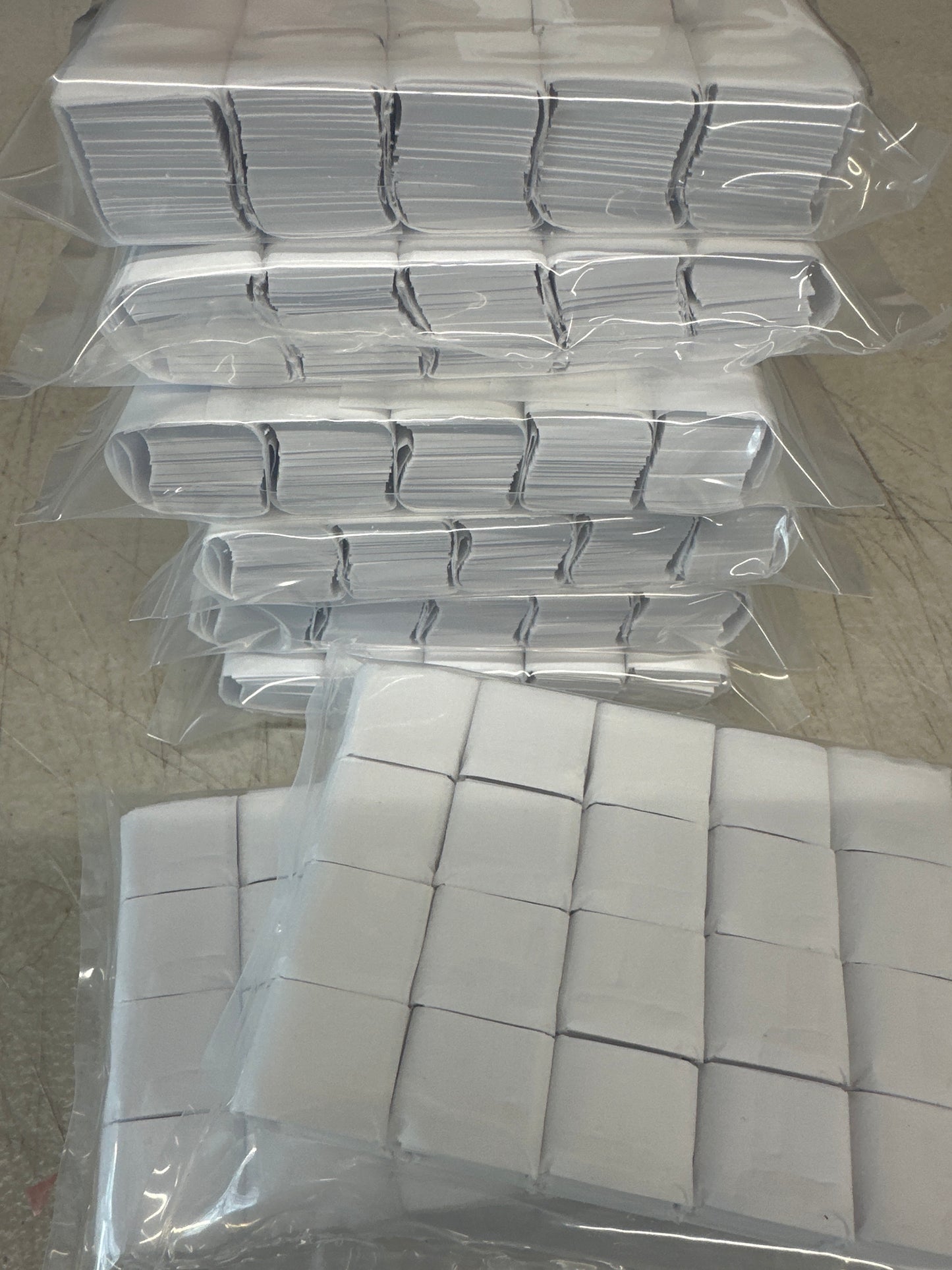 Snow Cubes 3/4" Tissue Square Stacked/Wrapped
